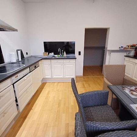 Doppelzimmer, Tv- Bad, Kuehlschrank- Parkplatz-17 Meine Kültér fotó