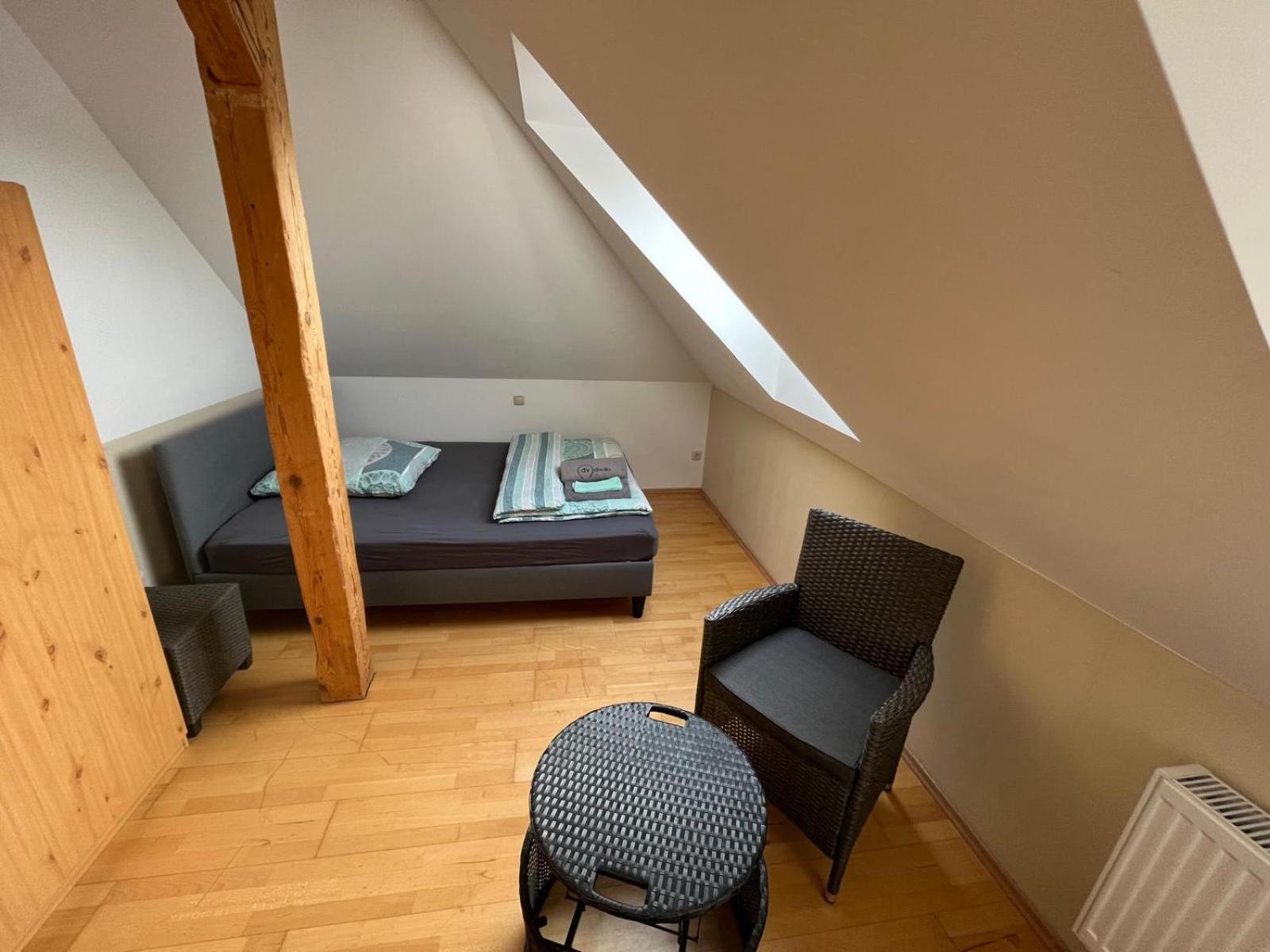 Doppelzimmer, Tv- Bad, Kuehlschrank- Parkplatz-17 Meine Kültér fotó